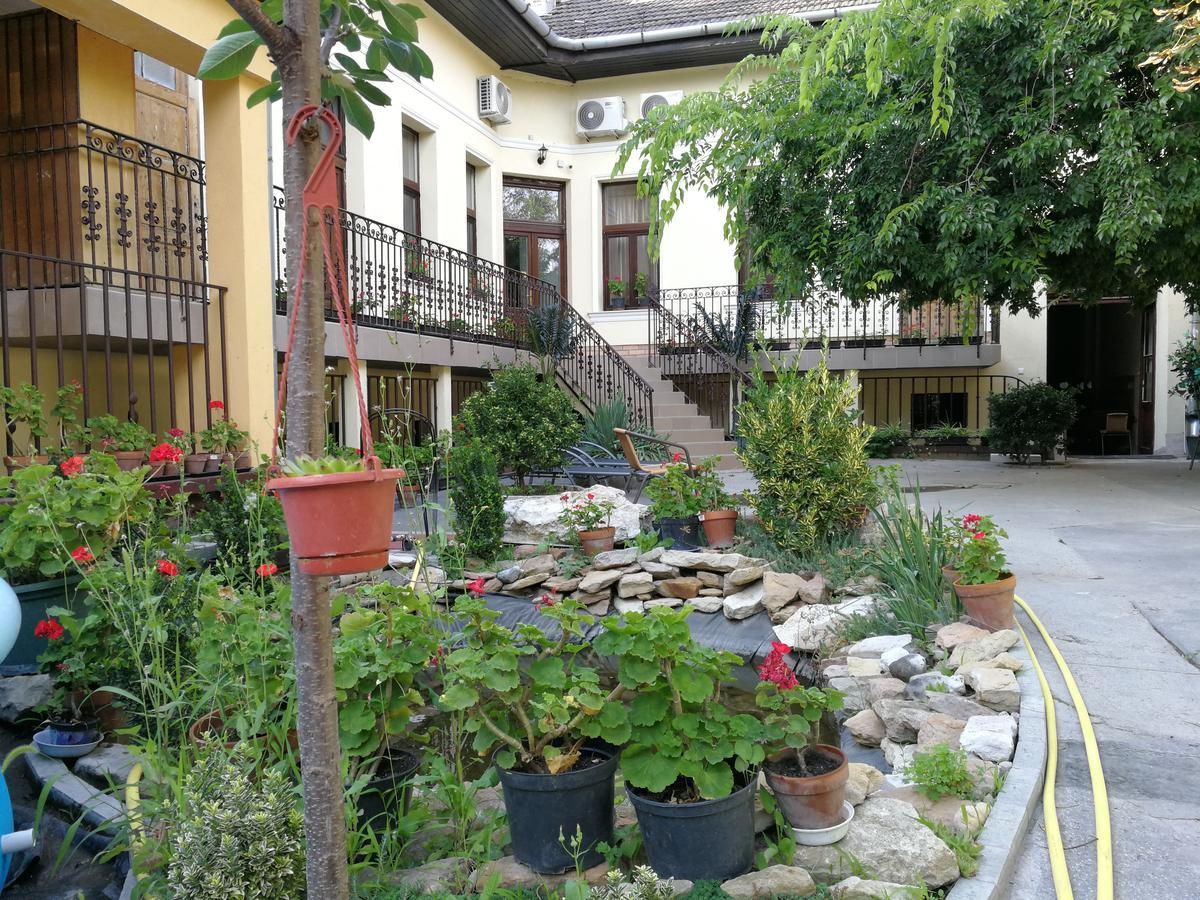 Budapest Garden Hotel Eksteriør billede