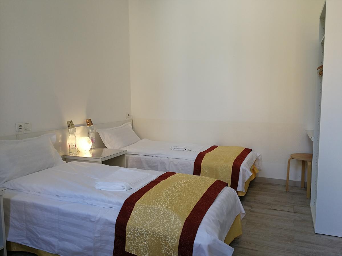 Budapest Garden Hotel Eksteriør billede